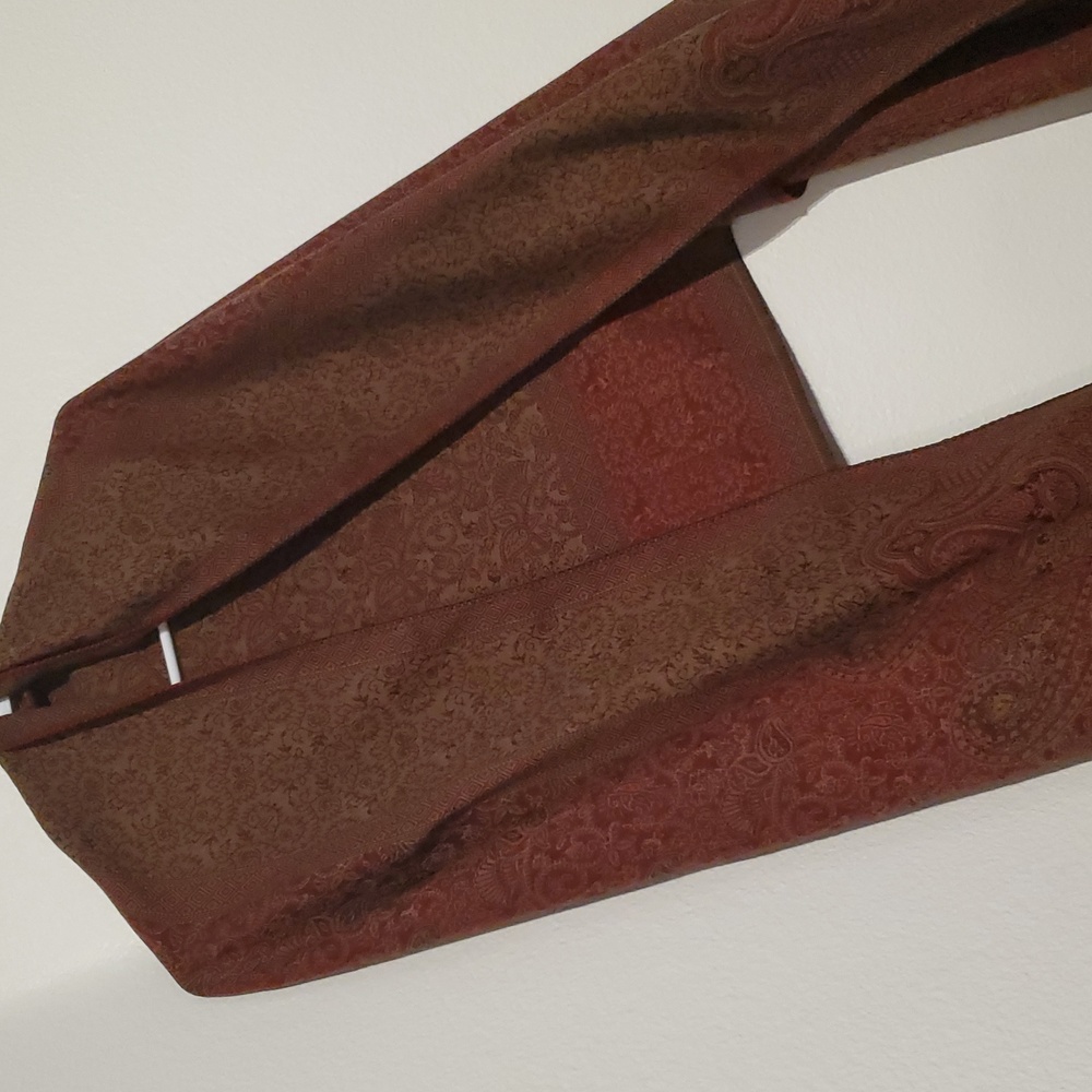 SHAWL - Picture 2 of 3